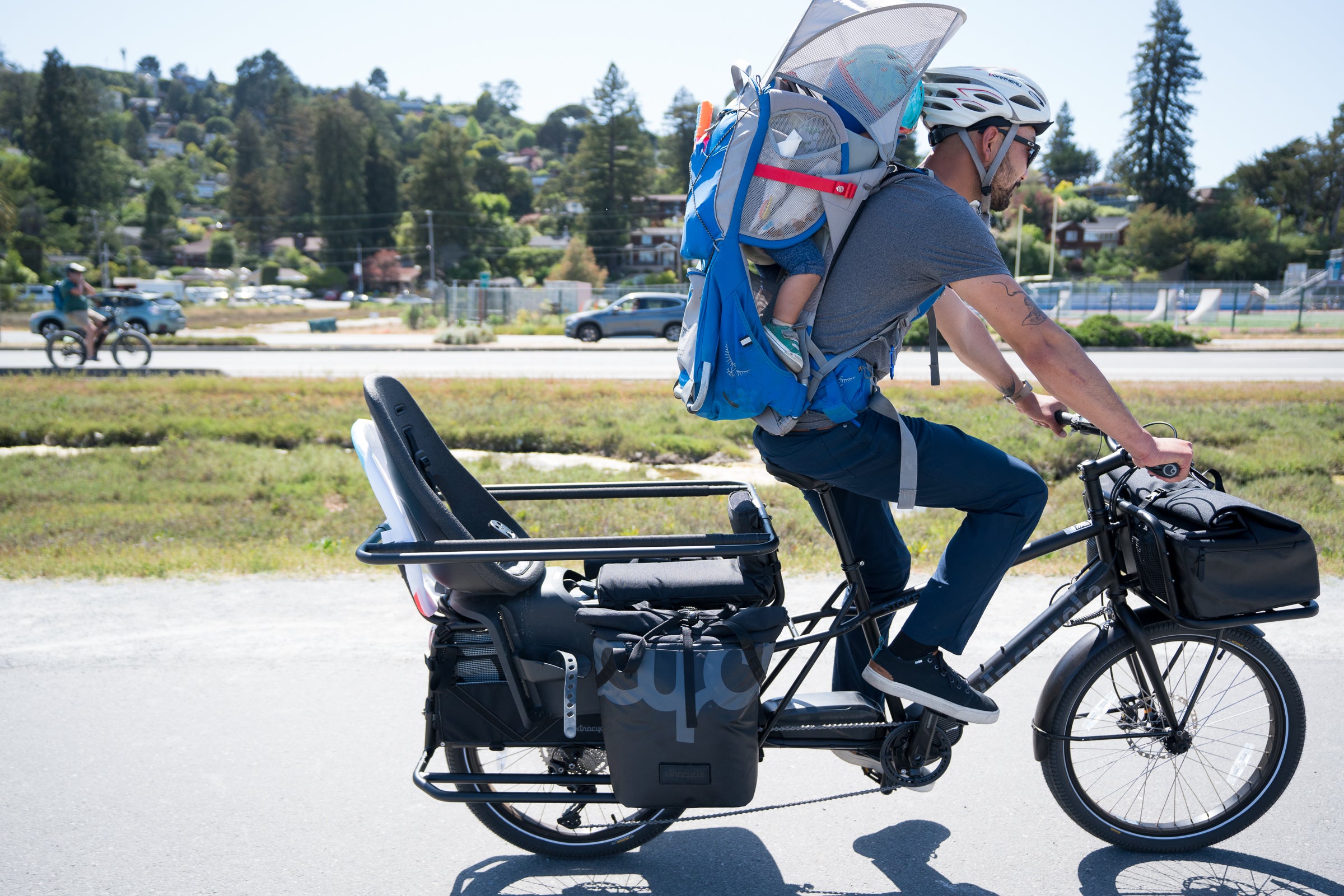 Bike with built in child online seat